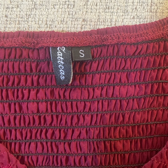 Elegant Burgundy Dress - Picture 2 of 2